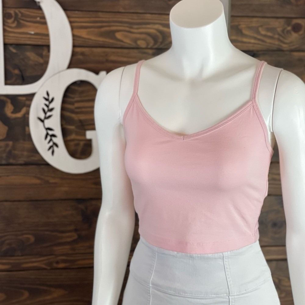 Forever 21 | Cropped Cami Tank Top Baby Pink V-Neckline